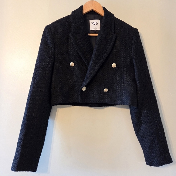 Zara Bloggers Favourite Textured Tweed Cropped Black Blazer With Gold Buttons M - Picture 6 of 12